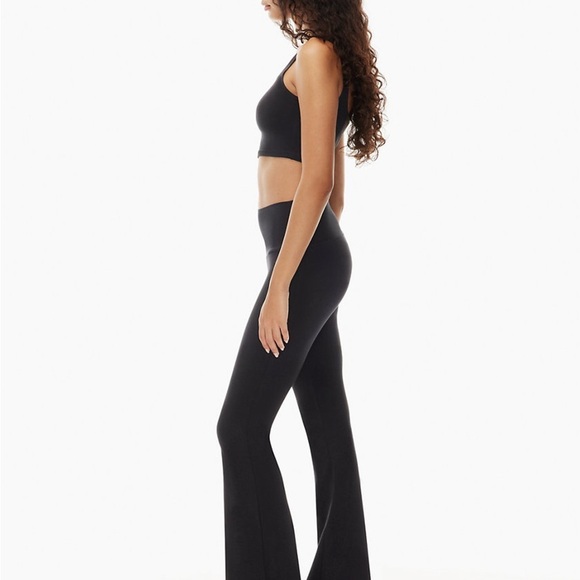 TNA TnAction Atmosphere Flare Leggings - XS - Picture 2 of 7